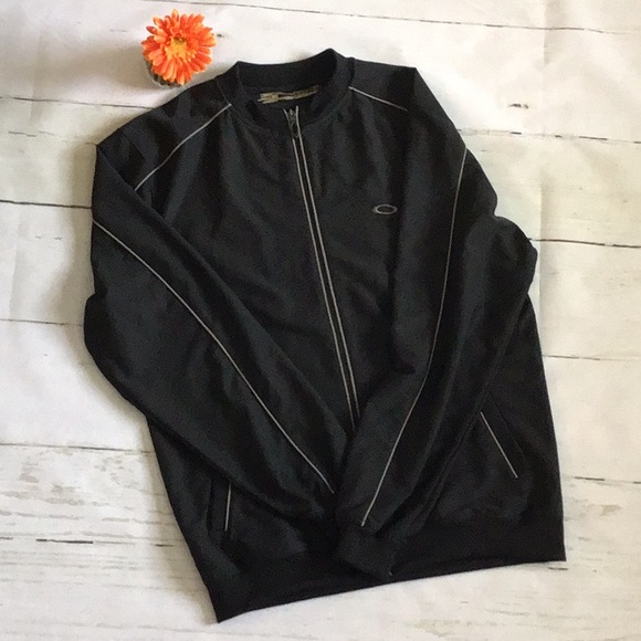 Oakley Men’s Windbreaker - Picture 1 of 3